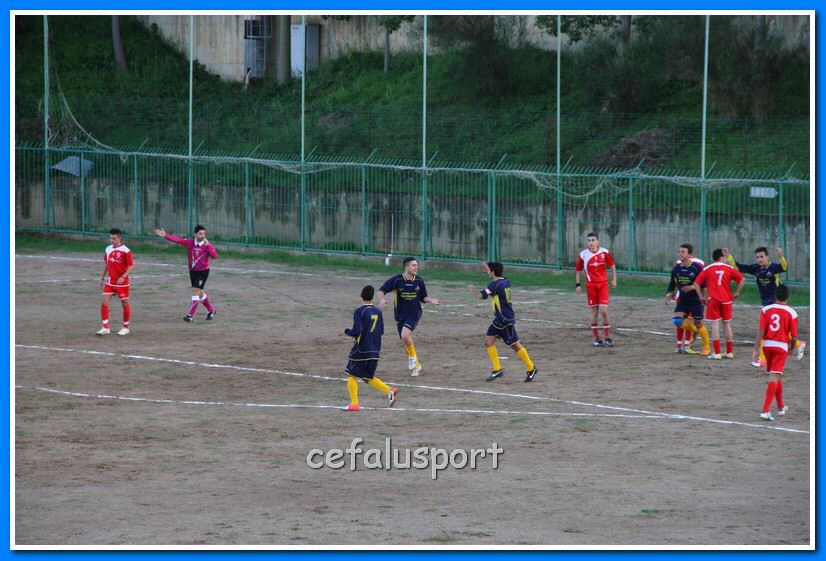 121128 coll_jun 101_tn.jpg